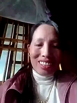 Sera sexy01 online show from October 27, 2025, 1:20 am