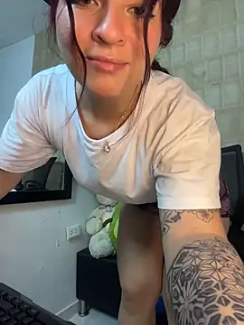 came lia1 online show from October 24, 2025, 2:19 am