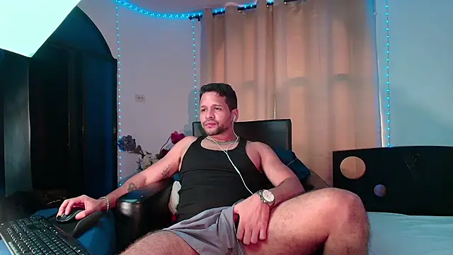 LucasGaeel online show from February 19, 2026, 3:41 pm