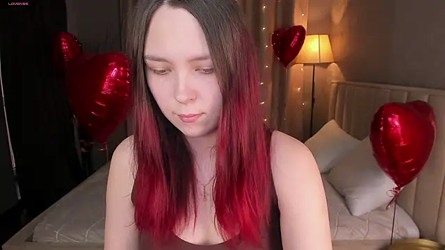 Snapshot of Monica__Queen chatting on February 11, 2026, 5:34 am Monica Queen online show from February 11, 2026, 5:34 am