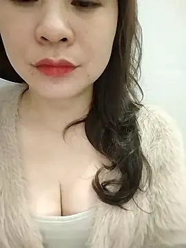 Snapshot of Girl_Shy2000 chatting on February 4, 2026, 11:16 am Girl Shy2000 online show from February 4, 2026, 11:16 am