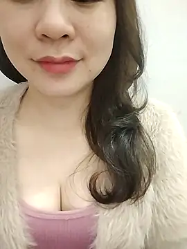 Snapshot of Girl_Shy2000 chatting on February 4, 2026, 11:42 pm Girl Shy2000 online show from February 4, 2026, 11:42 pm