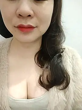 Snapshot of Girl_Shy2000 chatting on February 6, 2026, 12:37 am Girl Shy2000 online show from February 6, 2026, 12:37 am