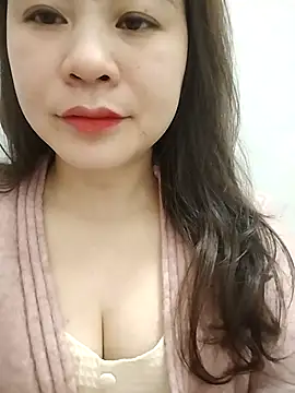 Snapshot of Girl_Shy2000 chatting on February 13, 2026, 10:17 pm Girl Shy2000 online show from February 13, 2026, 10:17 pm