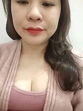 Snapshot of Girl_Shy2000 chatting on February 15, 2026, 10:36 am Girl Shy2000 online show from February 15, 2026, 10:36 am