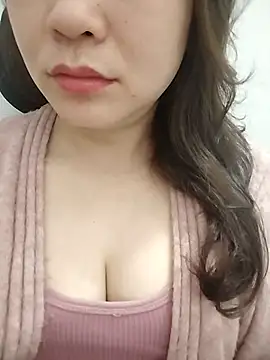 Snapshot of Girl_Shy2000 chatting on February 15, 2026, 10:50 pm Girl Shy2000 online show from February 15, 2026, 10:50 pm