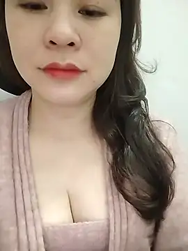 Snapshot of Girl_Shy2000 chatting on February 17, 2026, 1:02 am Girl Shy2000 online show from February 17, 2026, 1:02 am