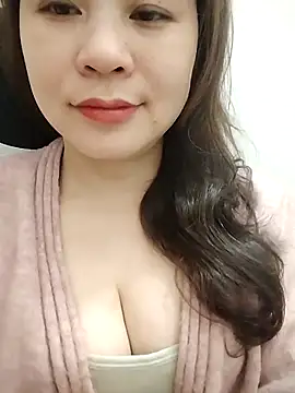 Snapshot of Girl_Shy2000 chatting on February 24, 2026, 10:46 am Girl Shy2000 online show from February 24, 2026, 10:46 am