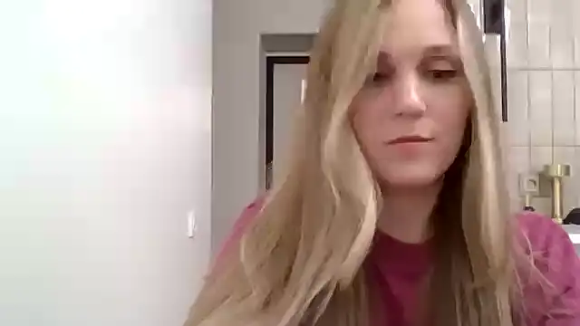 Kyrelinn online show from October 29, 2025, 4:31 pm