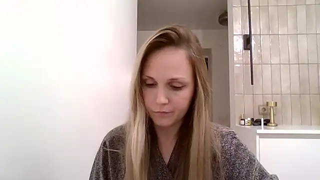 Kyrelinn online show from November 7, 2025, 4:40 pm