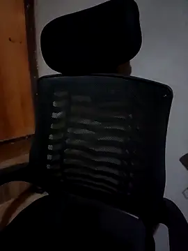 Meoweo 23 online show from November 24, 2025, 9:31 am