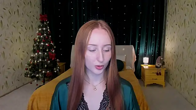 TwilightSerena online show from December 4, 2025, 11:41 am