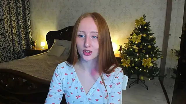 TwilightSerena online show from December 15, 2025, 3:33 am