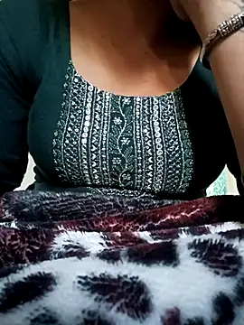 Snapshot of sweet_nehu chatting on December 15, 2025, 11:14 am sweet nehu online show from December 15, 2025, 11:14 am