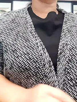 Kimkhaepretty online show from January 7, 2026, 3:09 am