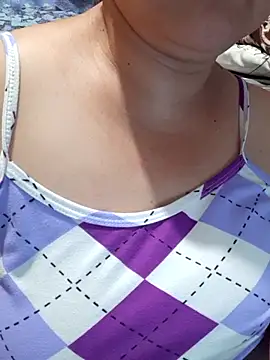 Snapshot of Kimkhaepretty chatting on February 4, 2026, 3:29 pm Kimkhaepretty online show from February 4, 2026, 3:29 pm