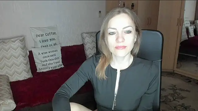 Tiffany Bates online show from March 7, 2026, 3:25 am