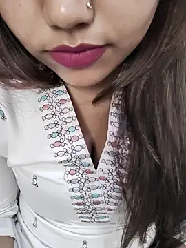 Miss Rose   online show from March 21, 2026, 9:03 am