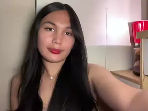 Snapshot of FelicityLincoln chatting on April 19, 2026, 6:10 pm FelicityLincoln online show from April 19, 2026, 6:10 pm