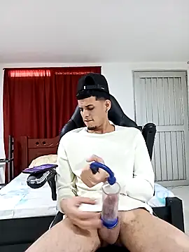 Snapshot of Pingasaboy20 chatting on September 26, 2025, 1:48 pm Pingasaboy20 online show from September 26, 2025, 1:48 pm