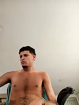 Snapshot of Pingasaboy20 chatting on October 28, 2025, 10:01 pm Pingasaboy20 online show from October 28, 2025, 10:01 pm