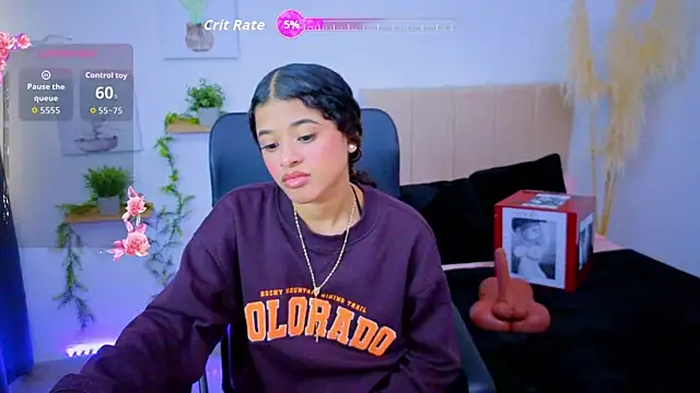 pequitasmedusa9 online show from November 20, 2025, 7:46 pm