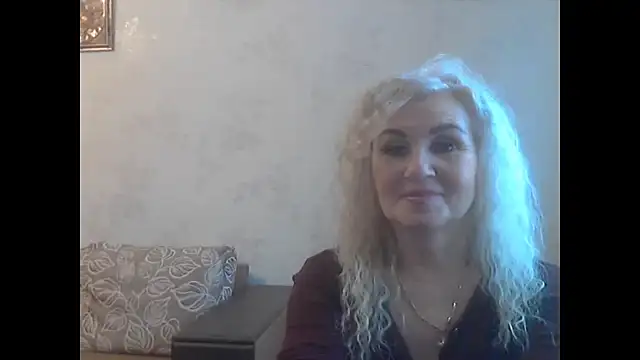 LadySexyBlond online show from July 14, 2026, 4:23 pm