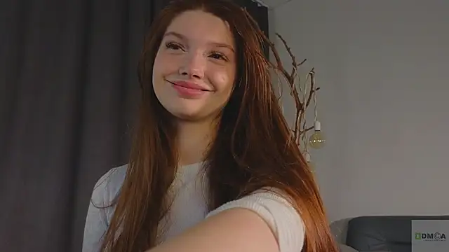Nicole Broown  online show from June 3, 2026, 9:09 pm