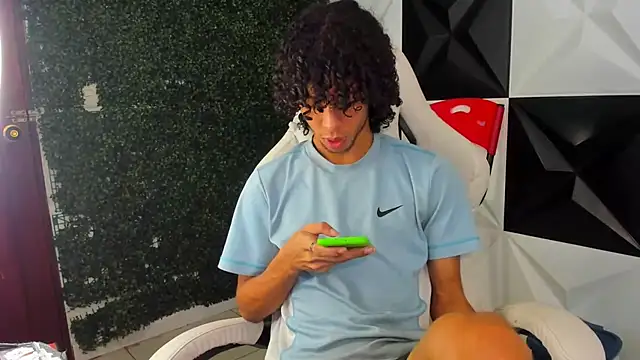 xion ez online show from February 4, 2026, 8:03 pm