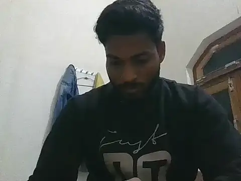 Snapshot of Raw12499 chatting on November 19, 2025, 2:28 pm Raw12499 online show from November 19, 2025, 2:28 pm