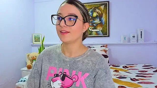 Snapshot of katiaa_lovv chatting on September 28, 2025, 12:21 pm katiaa lovv online show from September 28, 2025, 12:21 pm