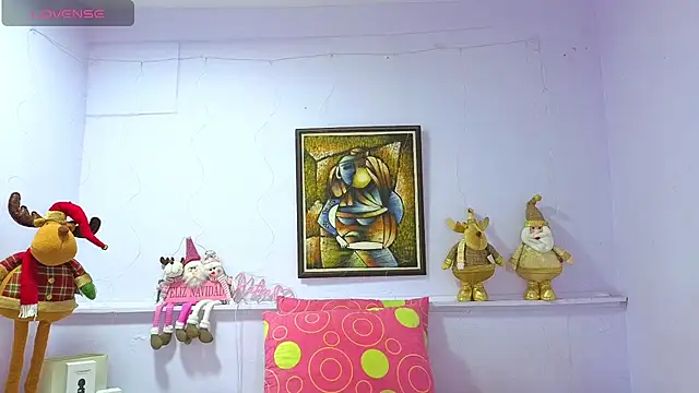 Snapshot of katiaa_lovv chatting on November 20, 2025, 12:05 pm katiaa lovv online show from November 20, 2025, 12:05 pm