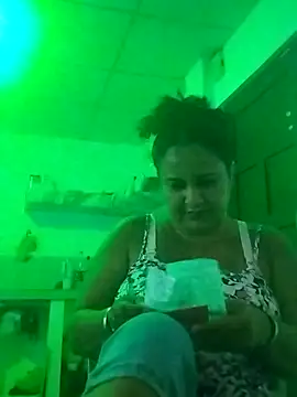 MEYBELLATINA online show from March 4, 2026, 8:59 pm