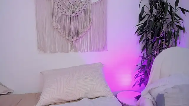 MissSofia 1 online show from January 9, 2026, 1:52 am