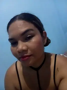 chicaa hot online show from October 4, 2025, 2:42 am