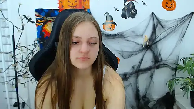 ArinaBelle online show from October 27, 2025, 2:48 am