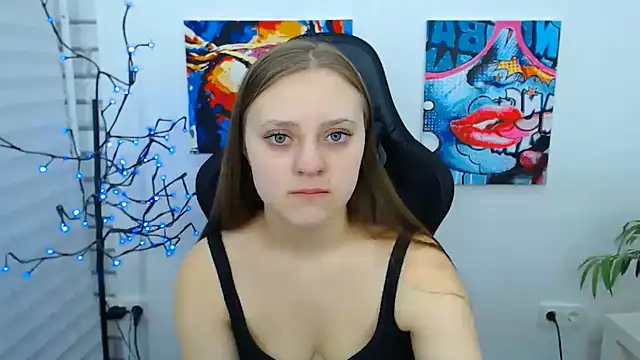 ArinaBelle online show from December 1, 2025, 12:04 am