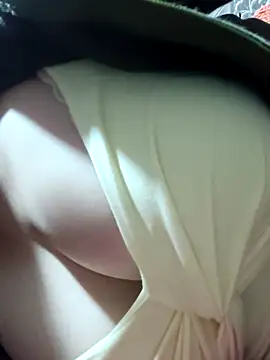 Paul-paul11 online show from March 16, 2026, 9:41 pm