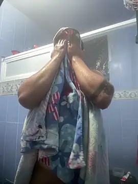 Sk3m veryhot online show from February 9, 2026, 3:27 pm