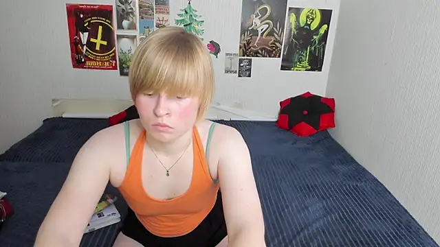 Cattie w  online show from March 16, 2026, 1:11 am