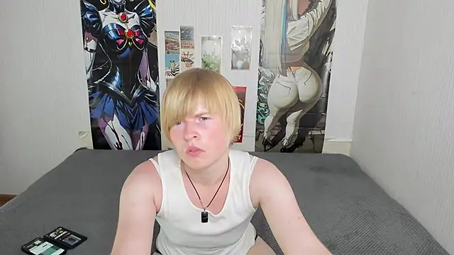 Cattie w  online show from July 14, 2026, 1:08 am