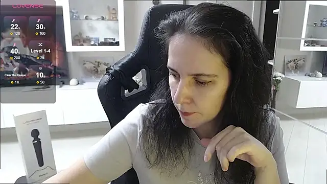 Snapshot of Irwi_Tomboy chatting on November 6, 2025, 12:06 pm Irwi Tomboy online show from November 6, 2025, 12:06 pm