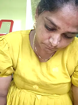 navyasree143 online show from February 9, 2026, 8:02 pm