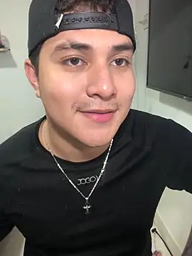 Snapshot of loki32men chatting on October 1, 2025, 3:45 am loki32men online show from October 1, 2025, 3:45 am