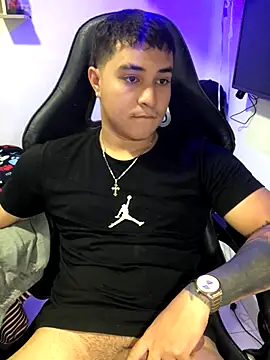 Snapshot of loki32men chatting on October 8, 2025, 4:43 am loki32men online show from October 8, 2025, 4:43 am