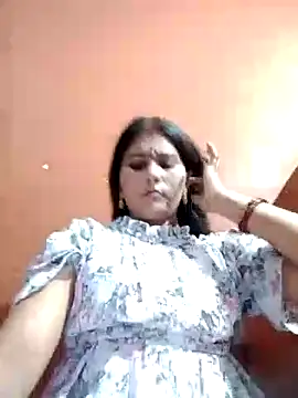 Sapna  wq1 online show from October 4, 2025, 5:00 pm