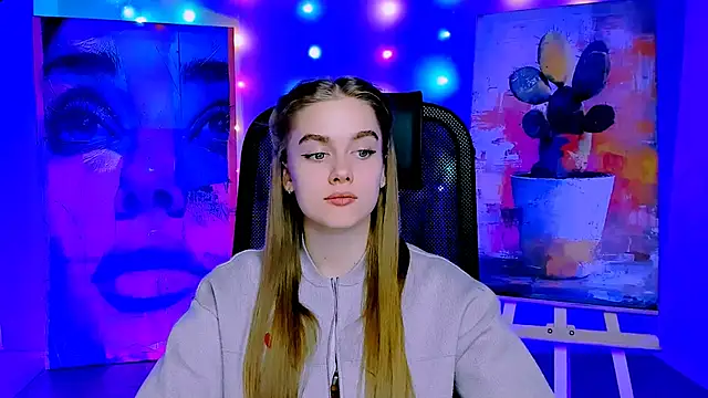 Snapshot of JuneWoods chatting on March 5, 2026, 3:08 pm JuneWoods online show from March 5, 2026, 3:08 pm