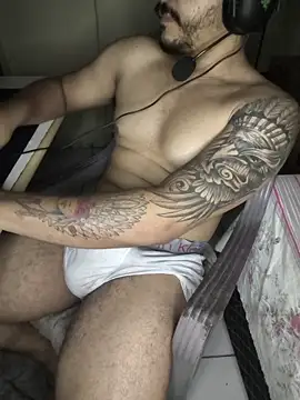 gtzmoreno online show from May 28, 2026, 2:53 am
