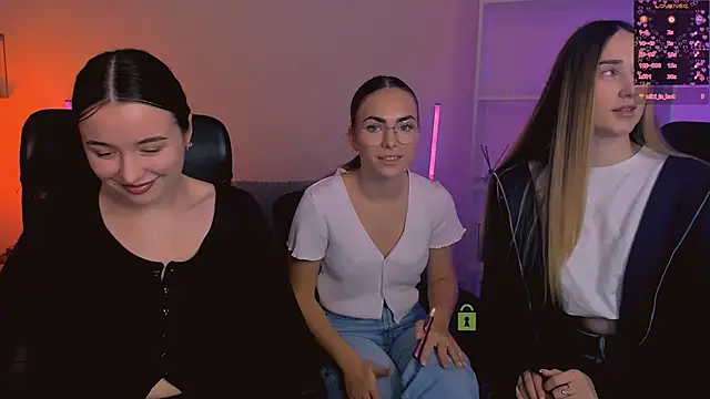 leslie bird online show from November 29, 2025, 10:18 am