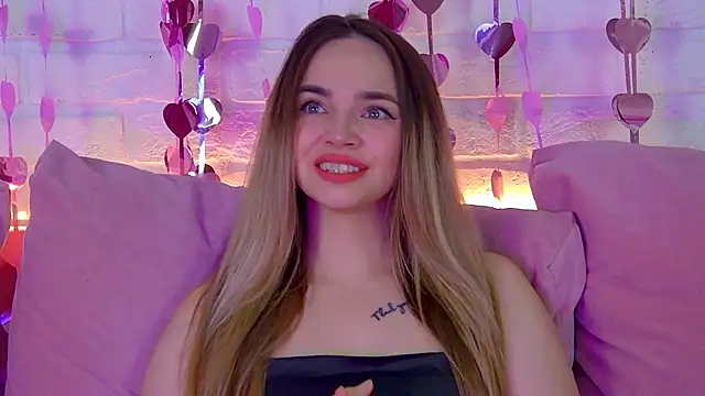 Snapshot of AnitaVenture chatting on February 11, 2026, 4:28 am AnitaVenture online show from February 11, 2026, 4:28 am